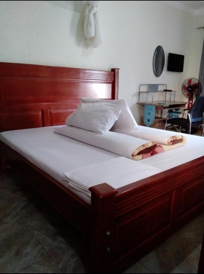 Migingo Suites Entebbe Eksteriør billede